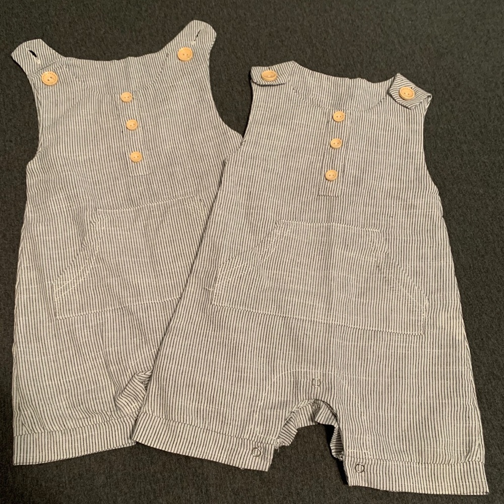 Baby boy rompers. Unbranded but like new. Size 12m - Picture 1 of 2